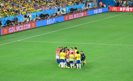 并与当地的 并与当地的